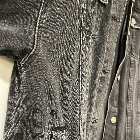 ANTHROPOLOGIE Pilcro Longline Denim Trucker Jacket in black size XS - Picture 3 of 7